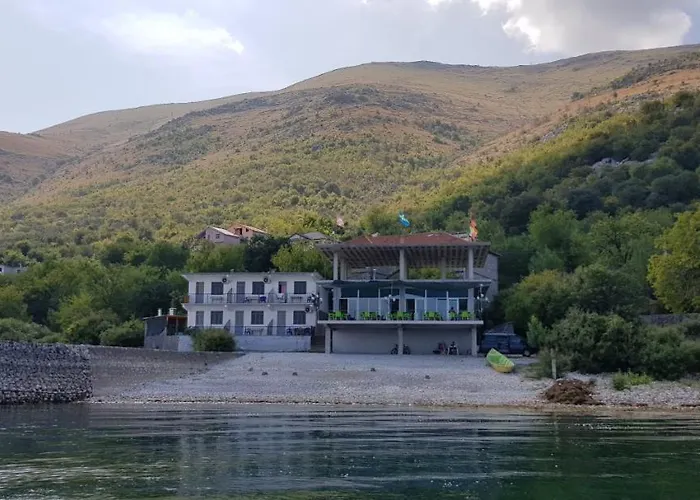 Balani 3* Shkodër