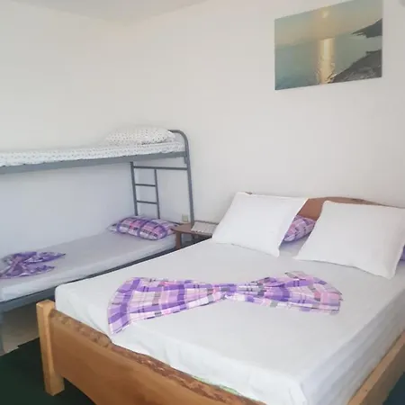 Rooms Balani Restorant Fronte Lago Σκόδρα