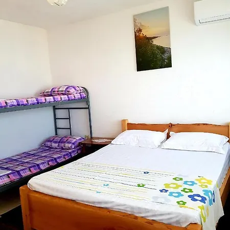 Rooms Balani Restorant Fronte Lago *